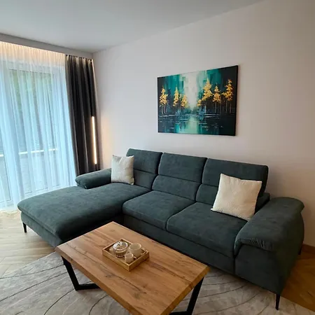 Ella Apartmán